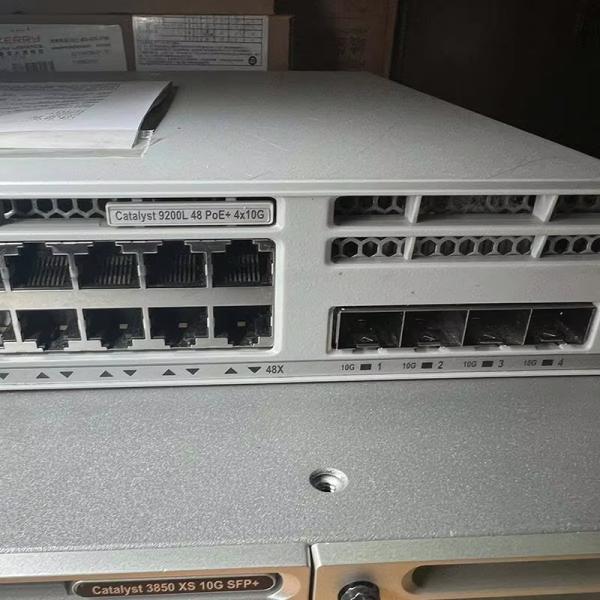 Original CISCO Switch C9200 Series C9200L-48P-4X-E C9200L 48-PORT PoE+ 4 x 10G Network Essentials Switch