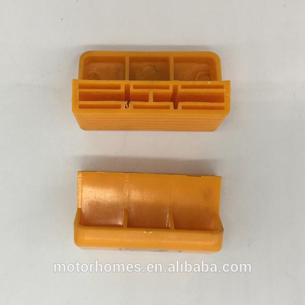Plastic adjuster of height for the mechanical suspension driver seat