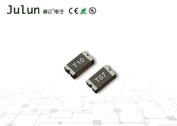 SMD1206シリーズPTC再設置可能なヒューズのミニチュア再使用可能で再設置可能な電子ヒューズ
