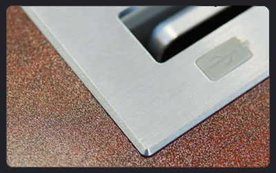 Почищенный щеткой алюминиевый Retractable монитор для комнаты видеоконференции