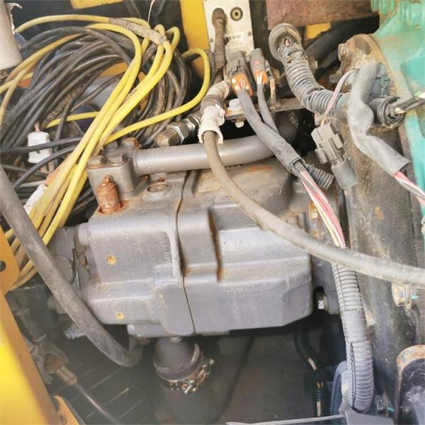 Excavateur Volvo EC80D Fabriqué en Suède 2019 2445 heures de travail 7450 kg Poids de la machine