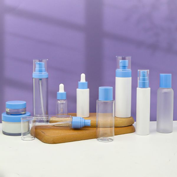 Customizable Recyclable Lightweight PET Skincare Bottle for Cosmetic Packaging