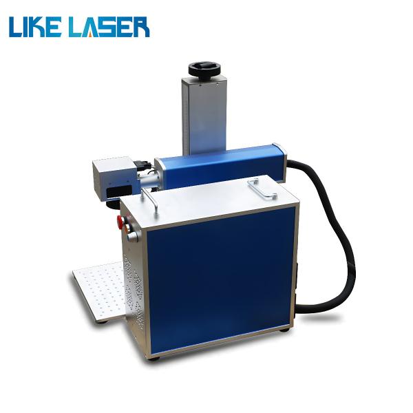 190cm * 150cm * 70cm Máquina de gravação a laser de fibra para fabricação de cartões de memória de vidro