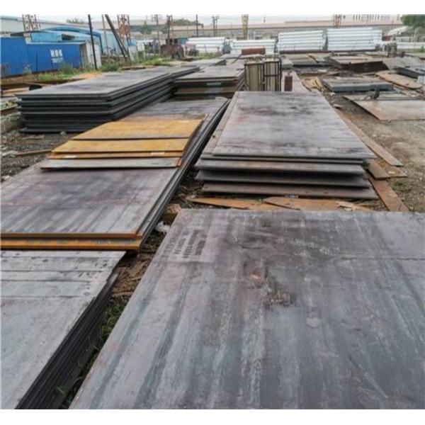 Горяче прокатаная полировка Углеродистая сталь 1000mm-12000mm Длина 0,3mm-100mm