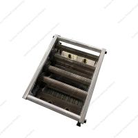 Matrice d'extrusion d'outil de moule en acier sur mesure pour l'extrusion de bandes de rupture thermique dans les fenêtres en aluminium