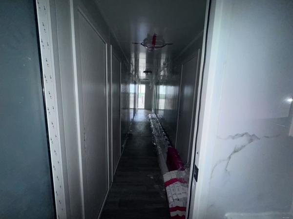 Customizable 40ft Expandable Container House Foldable With Thermal Break Aluminum