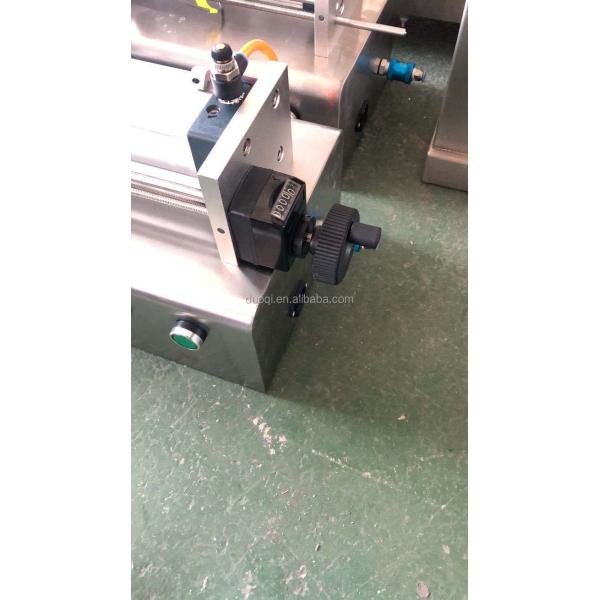 DUOQI G4WTD Máquina de enchimento semi-mática para óleo detergente de sumo de mel 4 bocas de cabeça 110V