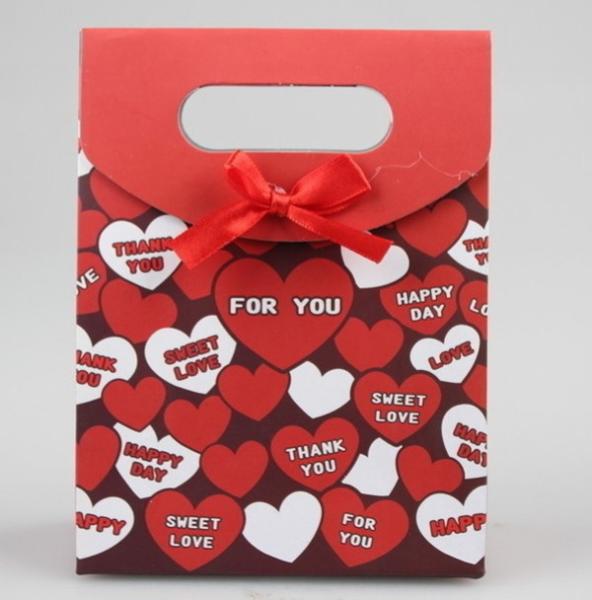 Cut gift bag wholesale, high end paper shopping bags, colored paper bags, carrier bag printing