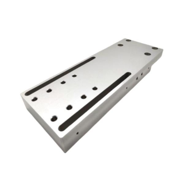 Servicios de mecanizado CNC de 4 y 5 ejes, torneado y fresado de precisión