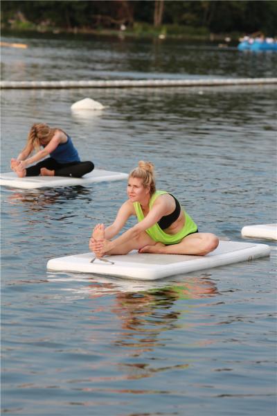 Custom Printed Inflatable Aqua Yoga Mat Air Track Fitness For Water Training