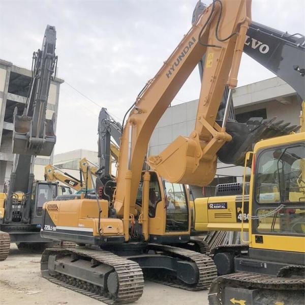 Coreia do Sul Condição de saúde 22 toneladas Crawler Hyundai 220LC-9 Excavator Cummins Motor