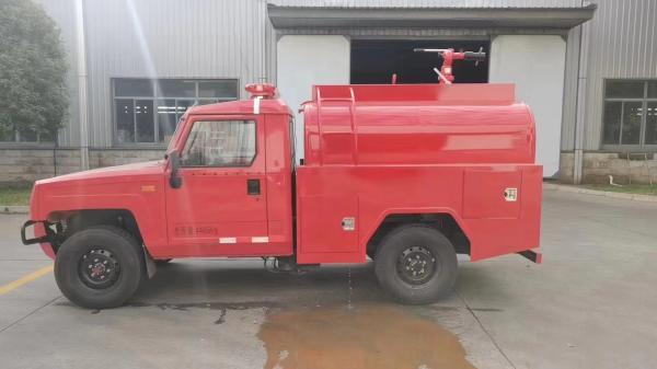 Camion d'eau de secours de rue petit format, camion d'eau d'incendie de forêt, vente directe du fabricant