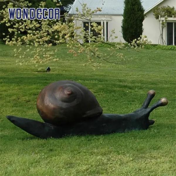 Скульптура улитки большого украшения металла лужайки сада животного бронзовая