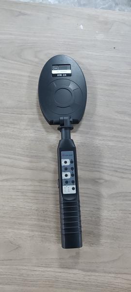 李再充電可能な電池で造られるNljdの非線形探知器