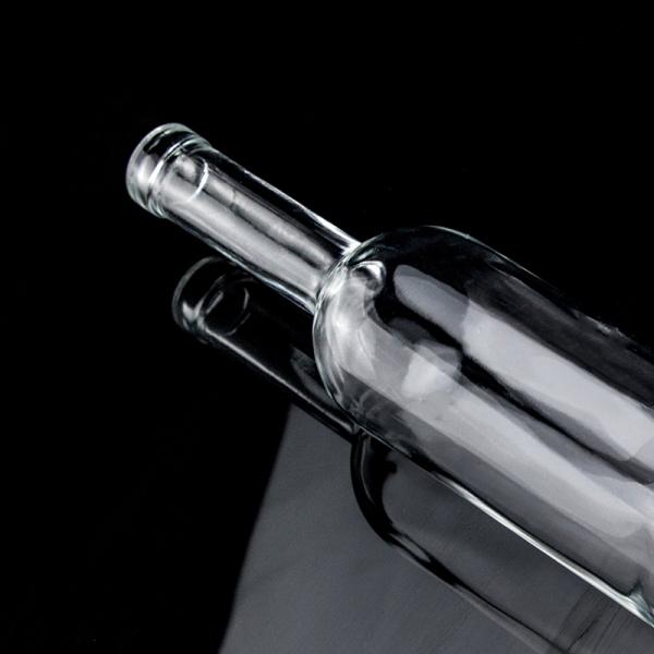 Изумленный дизайн водка ликер стеклянная бутылка 750 мл прозрачная стеклянная бутылка с винтовой крышкой