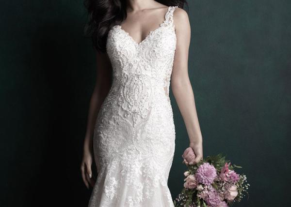 Backless Lace Mermaid Bridal Gowns Off White Sleeveless Heavy Beaded