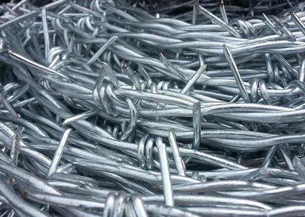 ISO9001 2.5mm Iron Barbed Fencing Wire For Grass Boundary