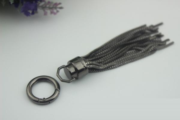 High quality modern design tassel custom zinc alloy gunmetal colors 115 mm length metal tassel with metal cap