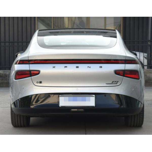 Автомобиль максимальной Xingneng версии XPENG P7 2023 P7i 610 чистый электрический средний