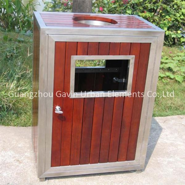 Waterproof Outdoor Patio Trash Can With Stainless Steel Frame OEM