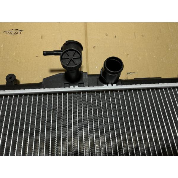 21460-ED500 OE NO. Система охлаждения автозапчастей Алюминиевый радиатор для Nissan Sylphy Tiida