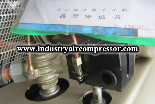 Mobile Mini Industrial Air Compressor For Spray Paint KS200 2³  8 bar 15kw