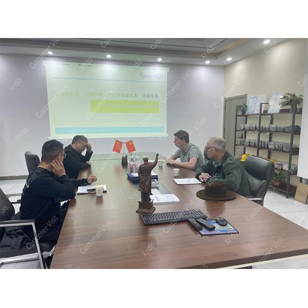 Industrial Heavy Duty Shredder for Metal Scrap Fabric Plastic Crusher Machine for Sale