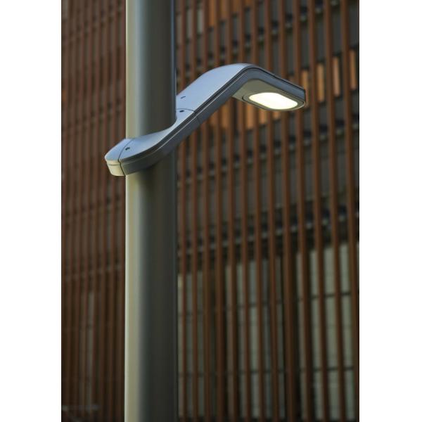 Интегрированный столб света фасада поляка наружного освещения фонарного столба СИД