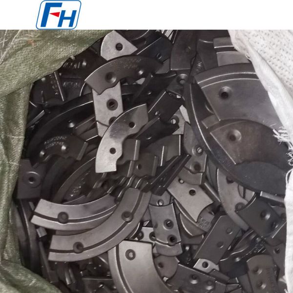 Wear Resistant Concrete Mixing Blades Ni Hard Casting Iron Material Fits Multiple Mixers
