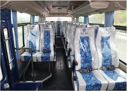Dongfeng EQ6700HT Travel Coach Bus 30 Seats With YC4FA130-30 Yuchai Engine