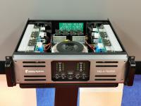 Amplificateur monté sur un rack de 4 canaux avec système de refroidissement avancé et circuit de protection complet pour la sortie audio