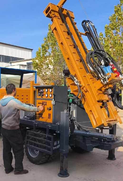 0-300M Truck-mounted Drilling Rig For Water Well With Essential Components Pump Motor Engine