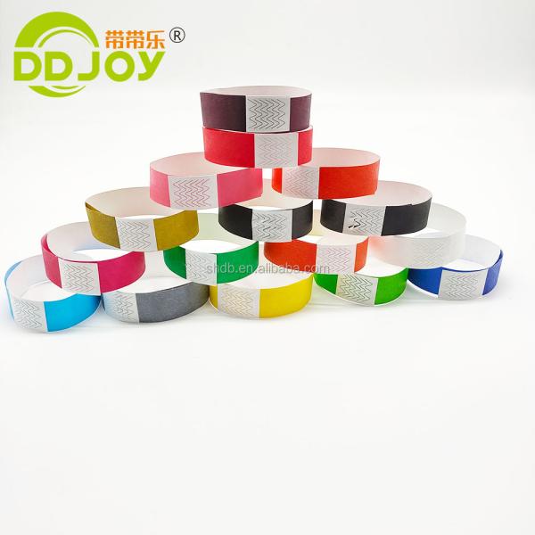 Bulk Sales Custom Tyvek Wristband with Varnishing Finish and Label Custom Paper Printing