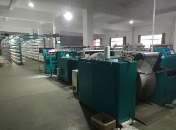 Apparel Warping Machine For Hook And Loop Yarn With Smooth Operation