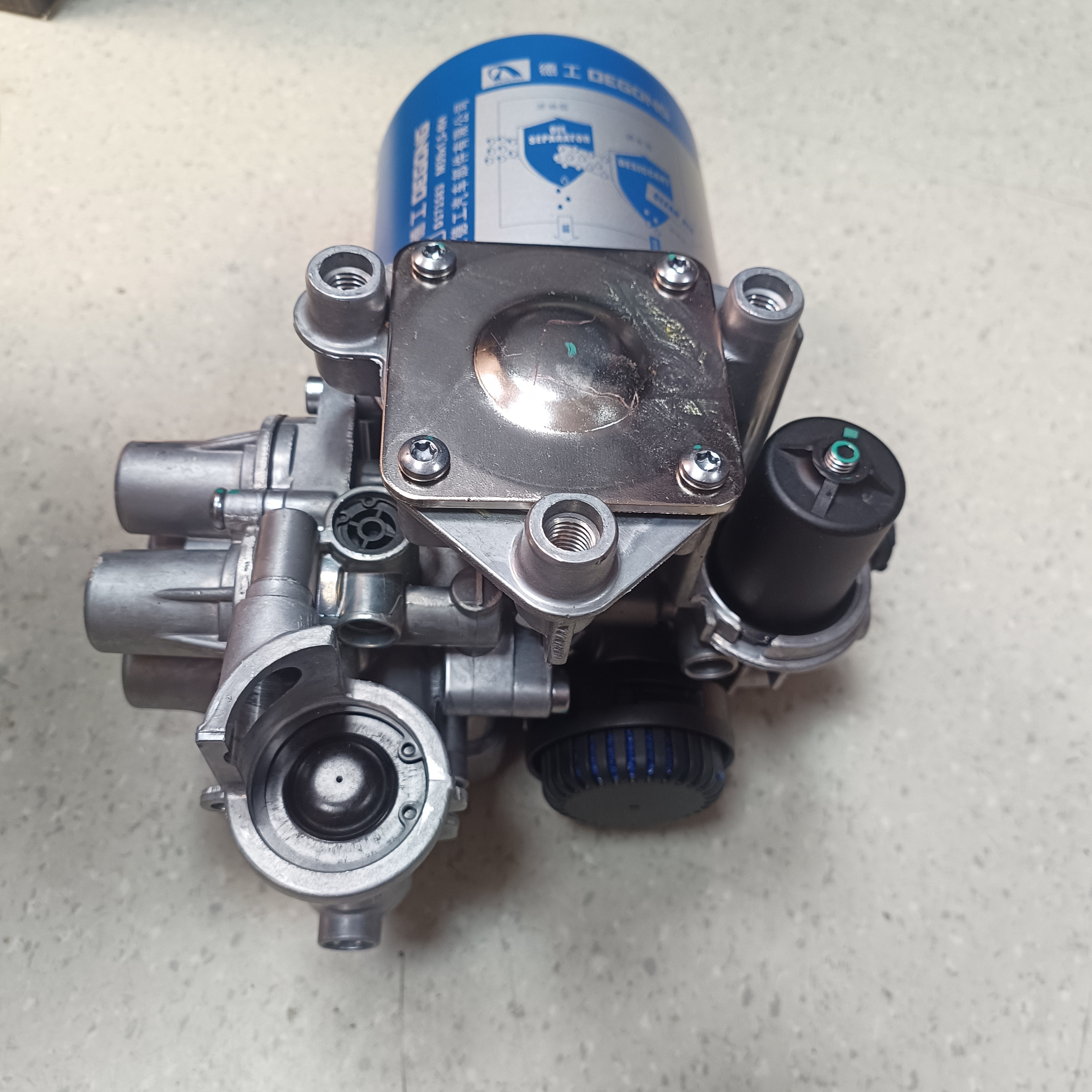 Air Dryer Assembly / Air Processing Unit, OE No.3515020‑66W‑C00, for FAW J6P JH6 Truck