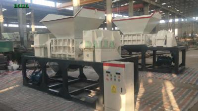 ISO Double Shaft Shredder Equipment , Strap Recycling Machine Bottle Crusher