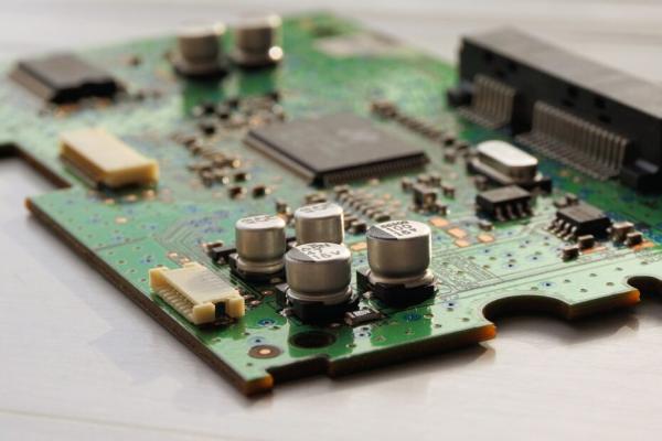 Printed Circuit Board Turnkey PCB Electronics Assembly in China and Cambodia White Silk PVC Cable ENIG Surface Finish