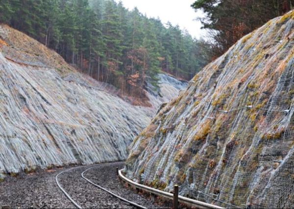 Hexagonal Rockfall Protection Netting 1-50m/roll Flexible Metal Netting
