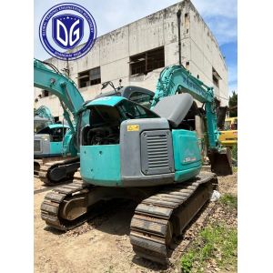 Маневренный экскаватор Sk75SR Кобелько 7,5 тонны универсальный для строительства