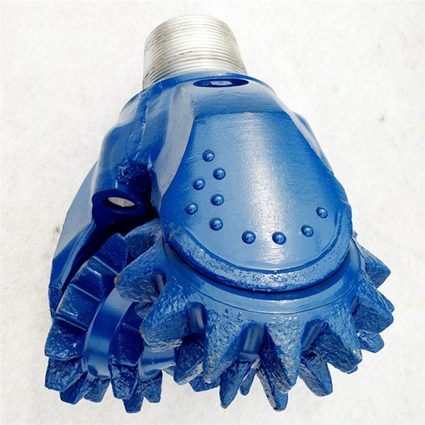 Foret de forage à cône à rouleaux à dents en acier de 13-3/4 pouces