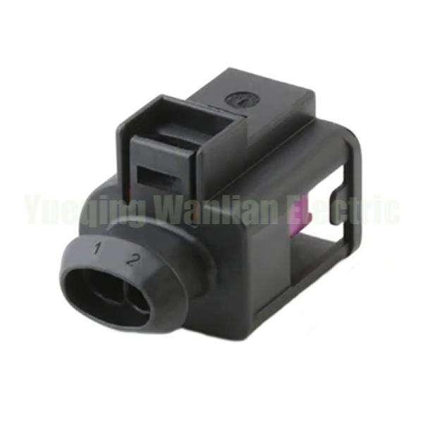 4D0971992A 60404011 4D0 971 992 A  High Pressure Harness Shell Plug Fuel Pump Interface Connector