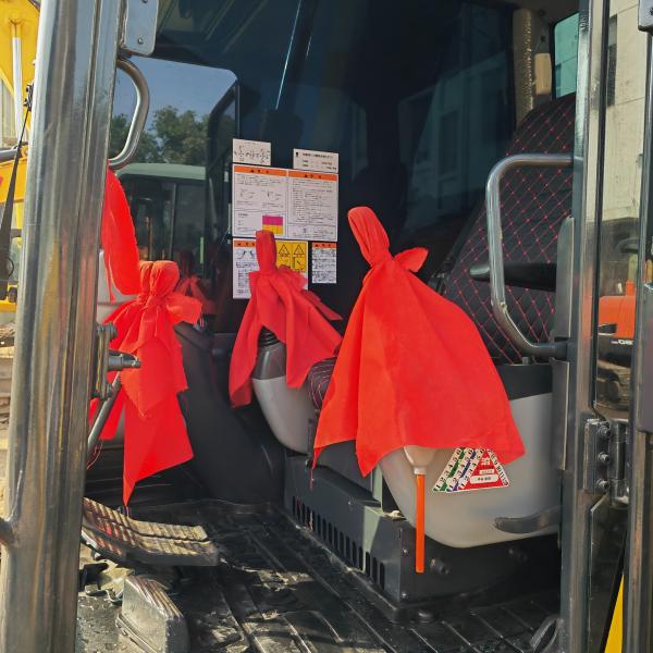 Used Crawler Excavator construction  excavator /used KomatsuPC70-8 pc50 pc55 with cheap price /used excavators japan