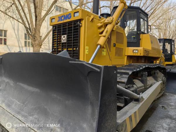 Blade 610mm Height Hydraulic Second Hand Graders For Sale XCMG GR2403