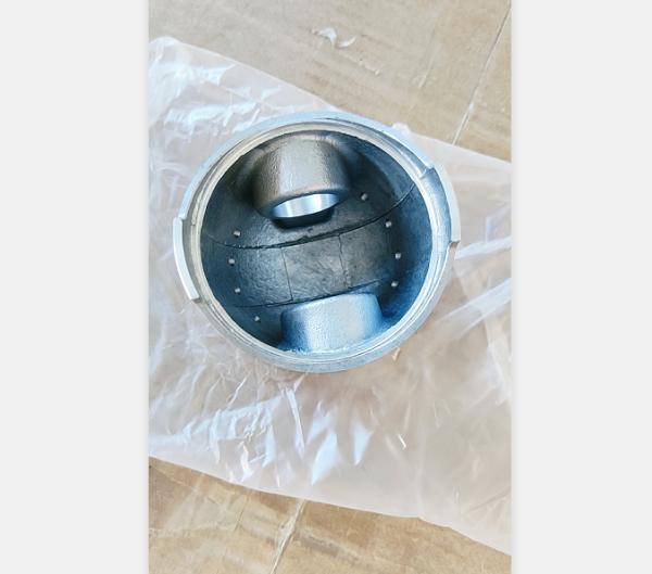 Kubota V1502  Engine Piston With  Pin Clips Alfin