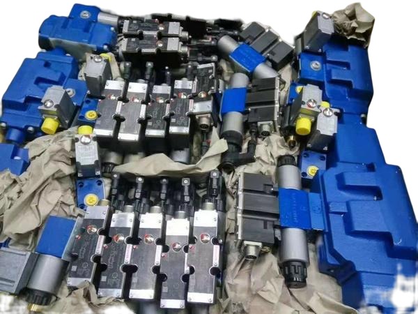 Hydraulic valve manufacturers Proportional directional valve 4WRAE6EA-15-21/G24K31/F1V 4WRAE10EA-30-23/G24K31/F1V 4WRAE10EA-60-24/G24K31/F1V