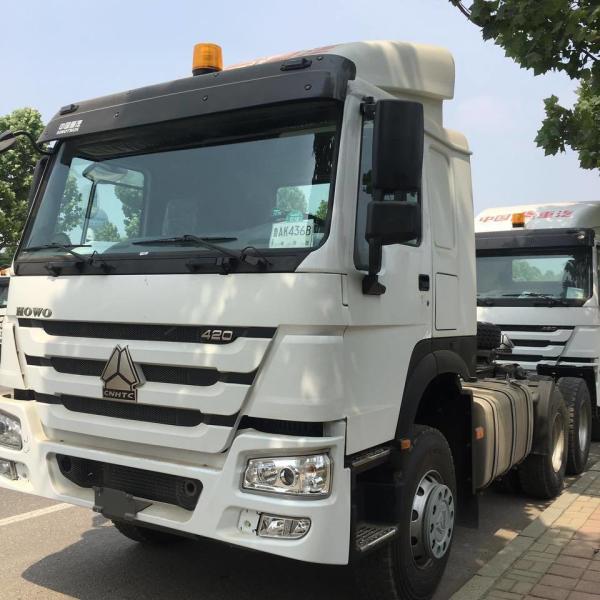 6X4 HOWO Transport Tractor Truck Tractor Head Customizable With Customization
