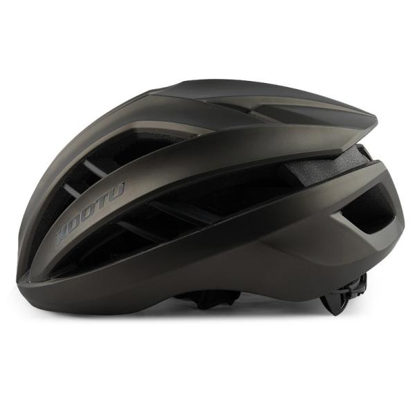 O capacete da bicicleta da estrada integra o capacete respirável de ciclagem de pouco peso do capacete do capacete