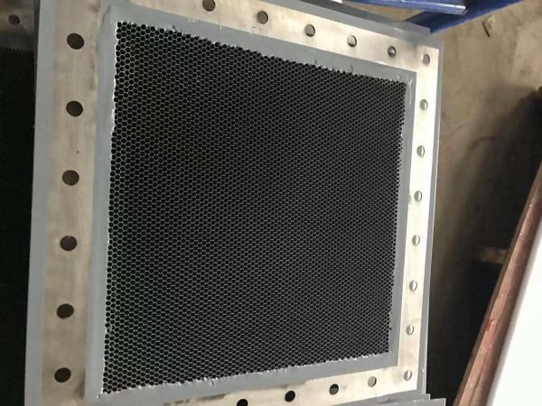 4.8mm 300x300Mm Steel EMI Honeycomb Air Vents Panel For Mrictxray Room