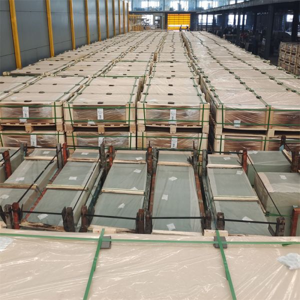 Scratch Resistant Solar Tempered Glass 2mm 3.2mm Clear Glass Solar Panel For Solar And Greenhouse