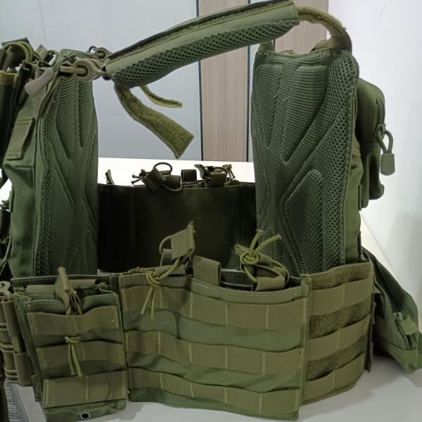 Colete táctico de combate de proteção de grau militar para militares e agentes da lei